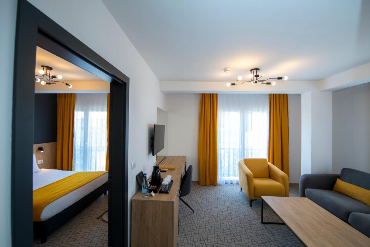 City Inn Pristina Kültér fotó