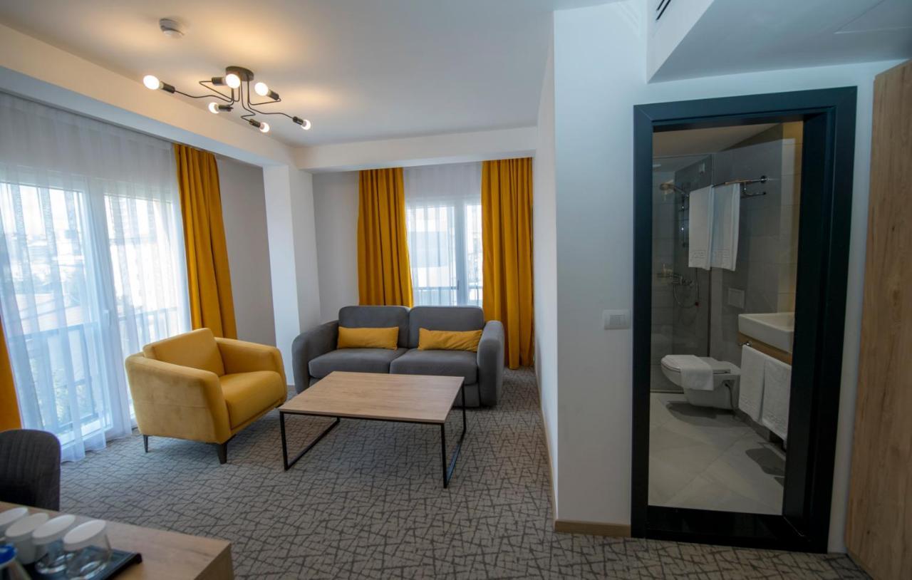 City Inn Pristina Kültér fotó