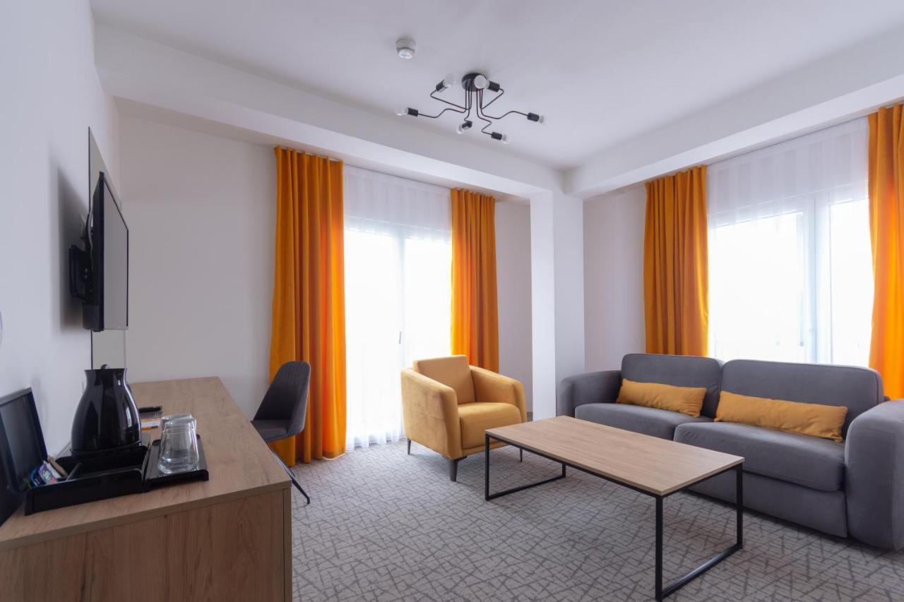 City Inn Pristina Kültér fotó