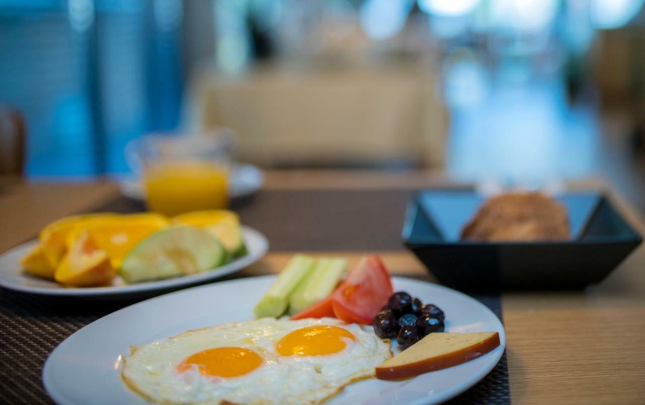 City Inn Pristina Kültér fotó