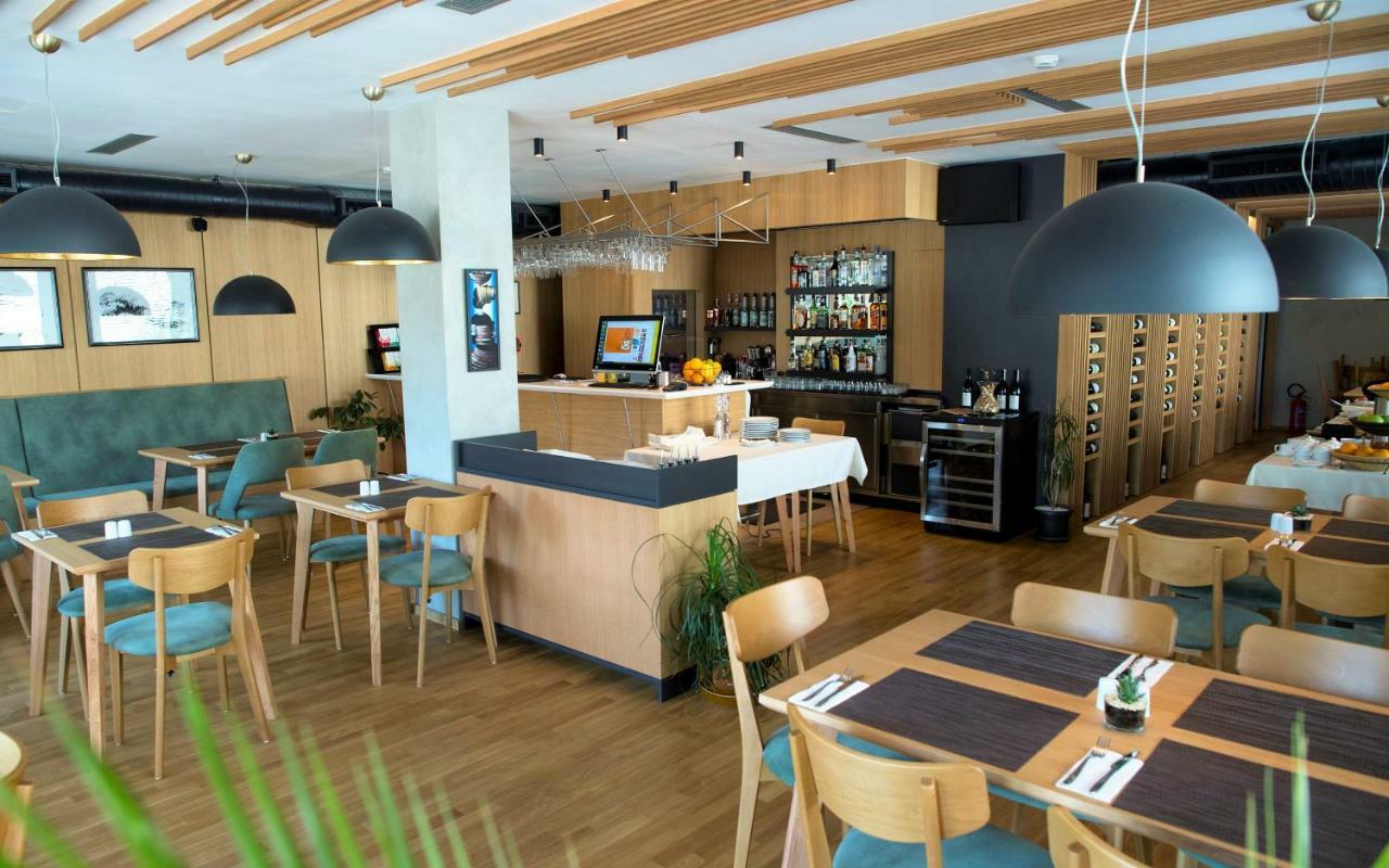 City Inn Pristina Kültér fotó