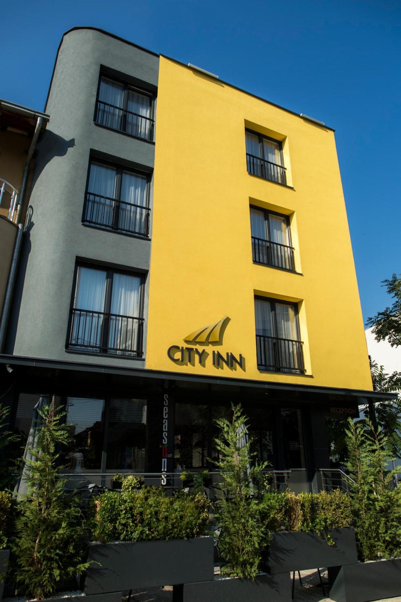 City Inn Pristina Kültér fotó