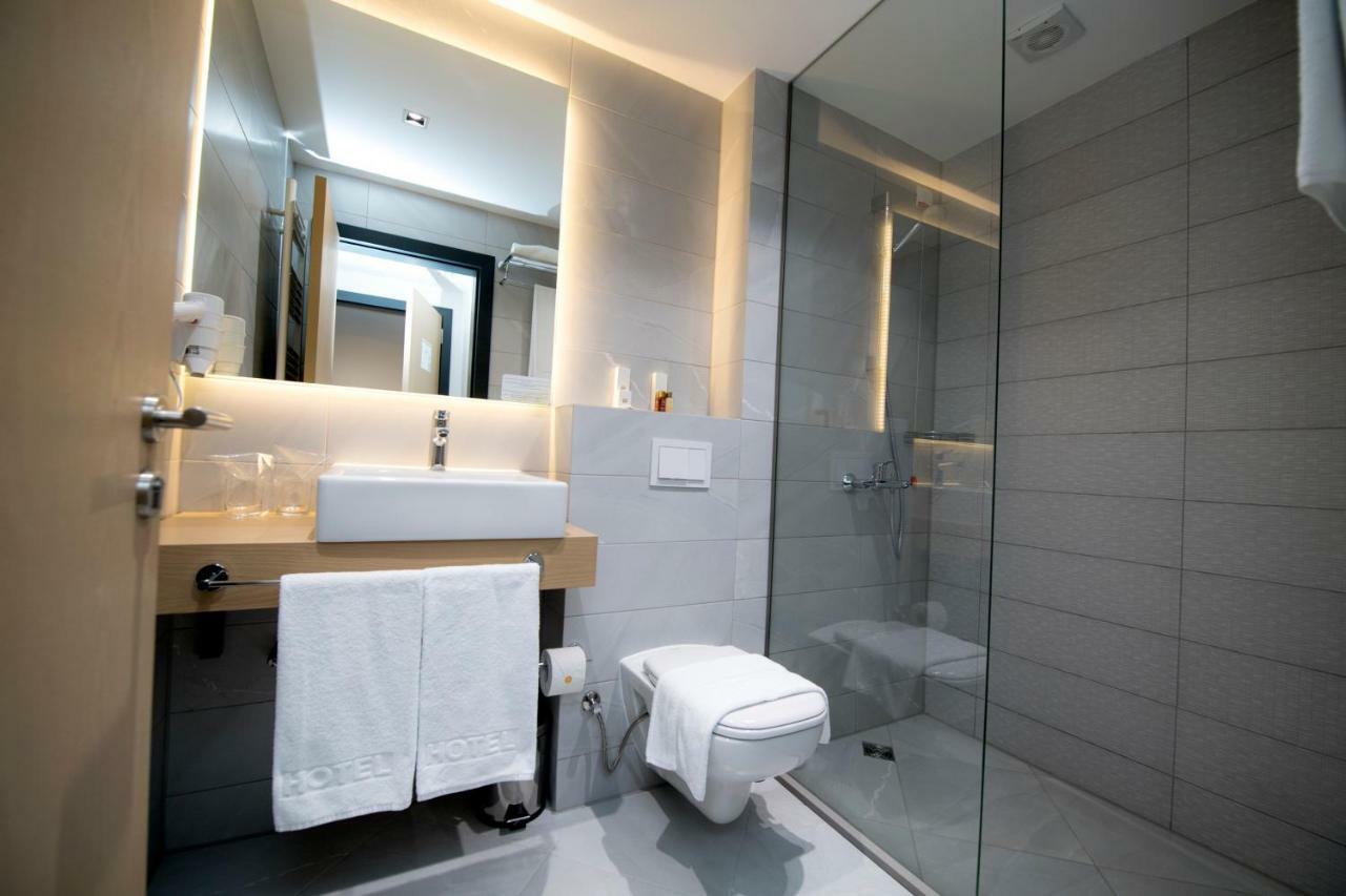 City Inn Pristina Kültér fotó